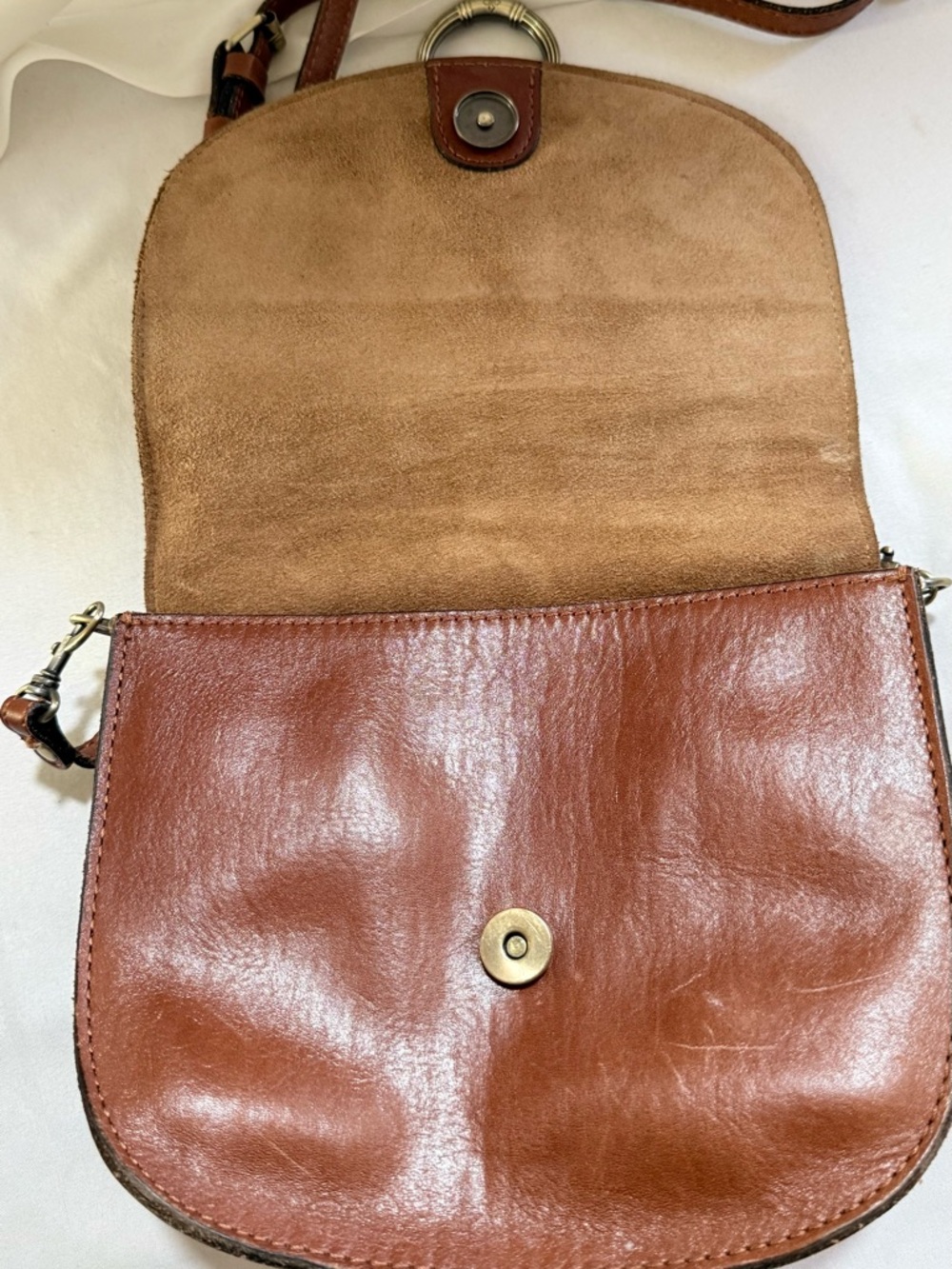 Patricia Nash Brown Tan Leather Crossbody Saddle Bag Style P551333 - Picture 4 of 13